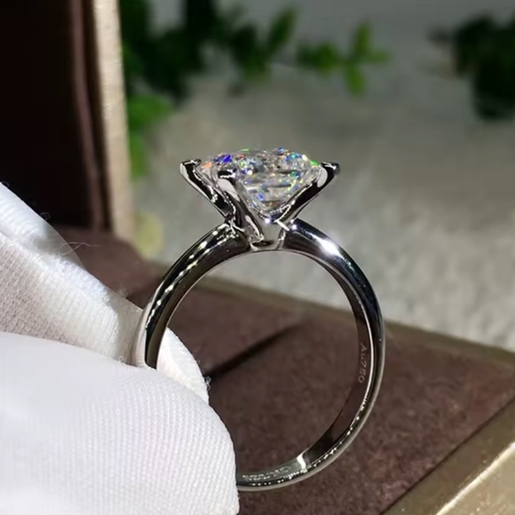 1-2Ct Princess Cut Solitaire Silver Ring VVS1 Lab Diamond - Picture 6 of 16